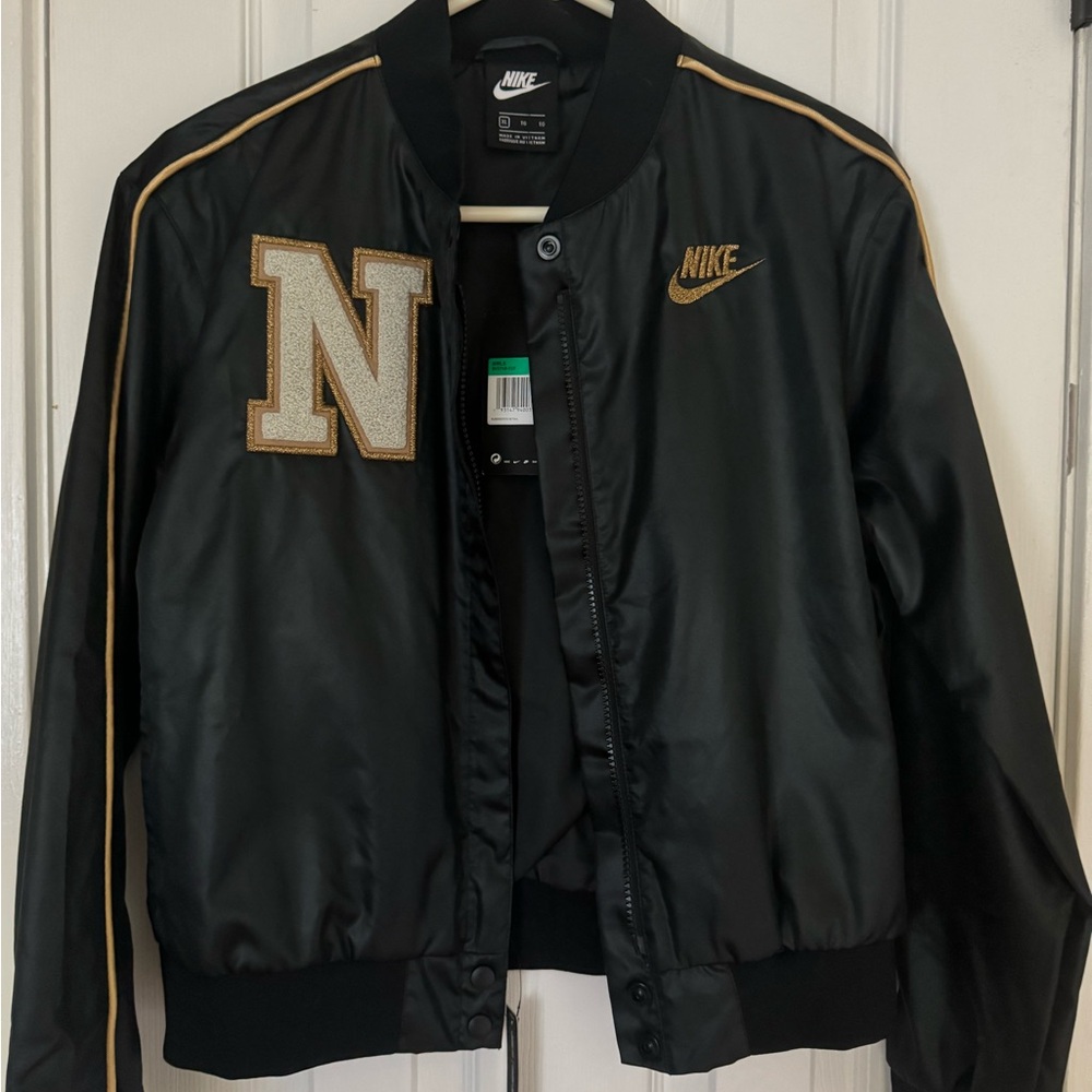 Nike Girls XL/ Women’s small gold and black track suit set